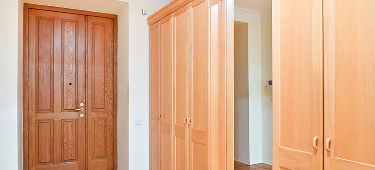 Glass Closet Door Repair in Lake Worth, FL